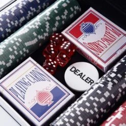 HOMCOM Pokerkoffer Mit 200 Chips 13 HOMCOM Pokerkoffer Mit 200 Chips -Homcom 12524160 06