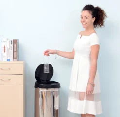 HOMCOM Edelstahl Automatik Sensor Mülleimer Abfalleimer IR Sensor Mit/ohne Inneneimer Rund 50 L 13 HOMCOM Edelstahl Automatik Sensor Mülleimer Abfalleimer IR Sensor Mit/ohne Inneneimer Rund 50 L -Homcom 1e78e02f72112747fe0c5be39f2b5a0e