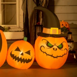 HOMCOM Halloween Dekoration Set Aufblasbarer Kürbis Mit Hexenhut Eingebaute LED-Leuchten Gartendekoration Feiertagsdekorationen 245 X 60 X 125 Cm 19 HOMCOM Halloween Dekoration Set Aufblasbarer Kürbis Mit Hexenhut Eingebaute LED-Leuchten Gartendekoration Feiertagsdekorationen 245 X 60 X 125 Cm -Homcom 437aac43641cdf791ee8925ebf1cdca3