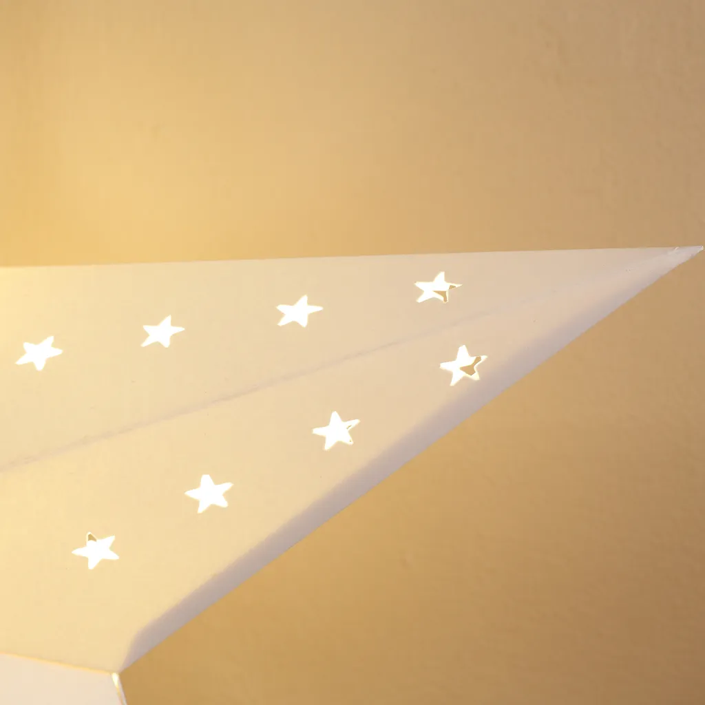 HOMCOM Tischlampe Stern Weihnachtsstern Lampe Papierstern Lampe Tischleuchte 5 Zacken 71 Cm Leuchtstern Weihnachtsdekoration Weiß+Gold 10 HOMCOM Tischlampe Stern Weihnachtsstern Lampe Papierstern Lampe Tischleuchte 5 Zacken 71 Cm Leuchtstern Weihnachtsdekoration Weiß+Gold – Bild 8