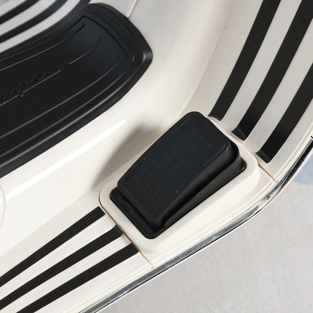 HOMCOM Elektrofahrzeug, Kinderfahrzeug, Kindermotorrad, Elektro-Motorrad Mit MP3-Musik Beleuchtung, 3-6 Jahre, PP, Weiß, 108 X 49 X 75 Cm 10 HOMCOM Elektrofahrzeug, Kinderfahrzeug, Kindermotorrad, Elektro-Motorrad Mit MP3-Musik Beleuchtung, 3-6 Jahre, PP, Weiß, 108 X 49 X 75 Cm – Bild 8